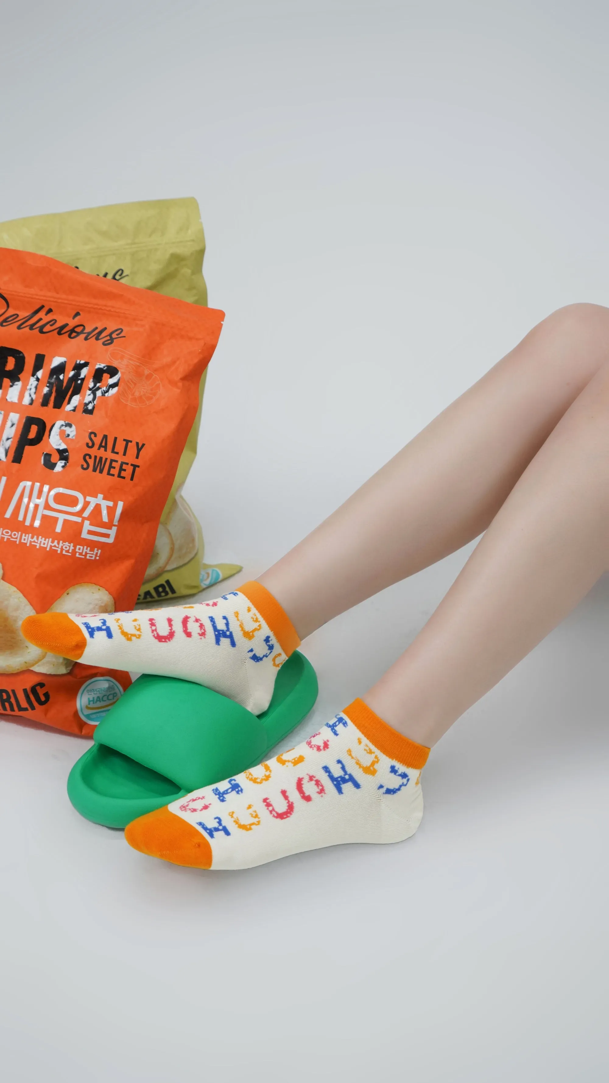 Color Chuu Lettering Pattern Socks