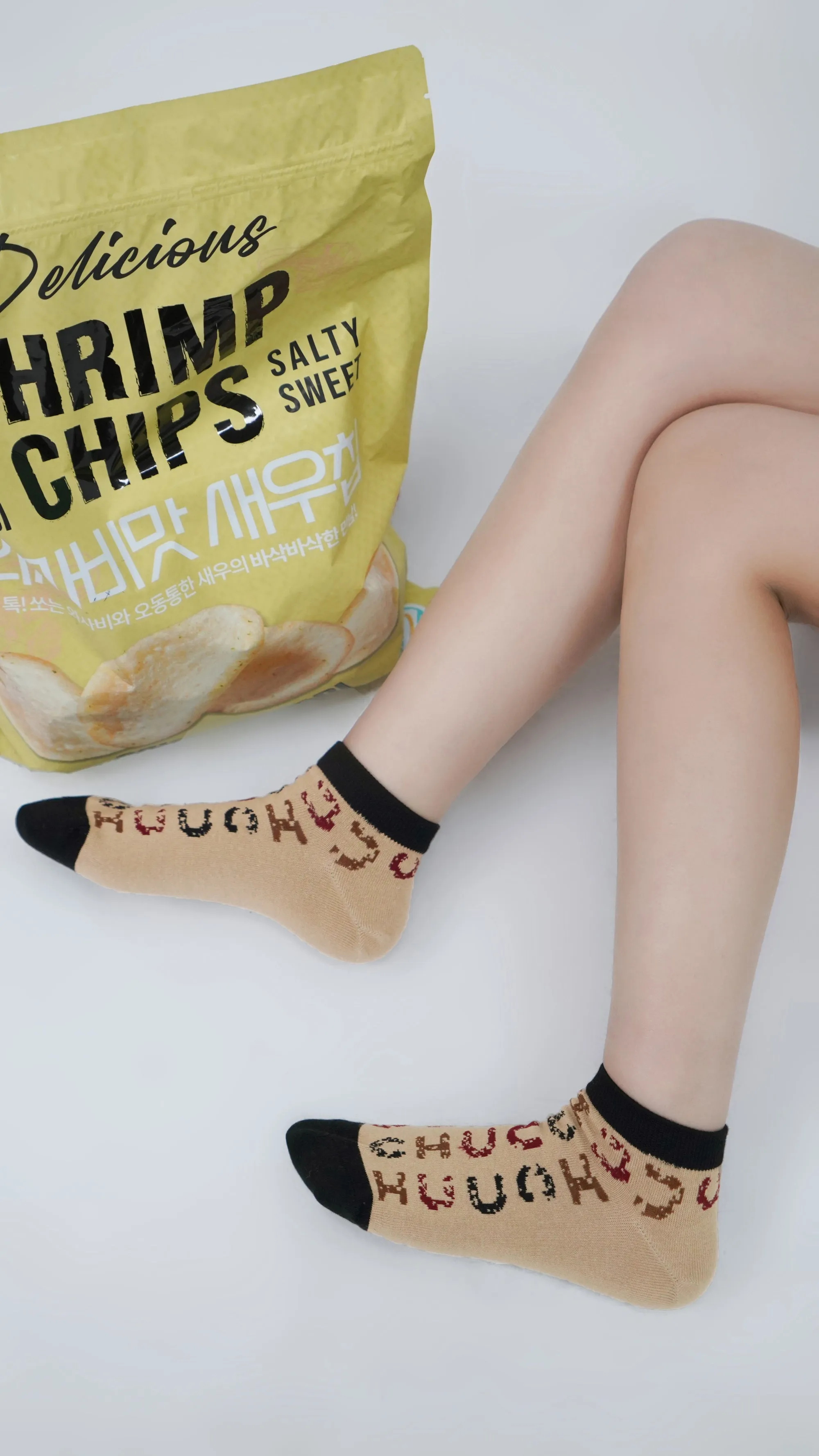 Color Chuu Lettering Pattern Socks