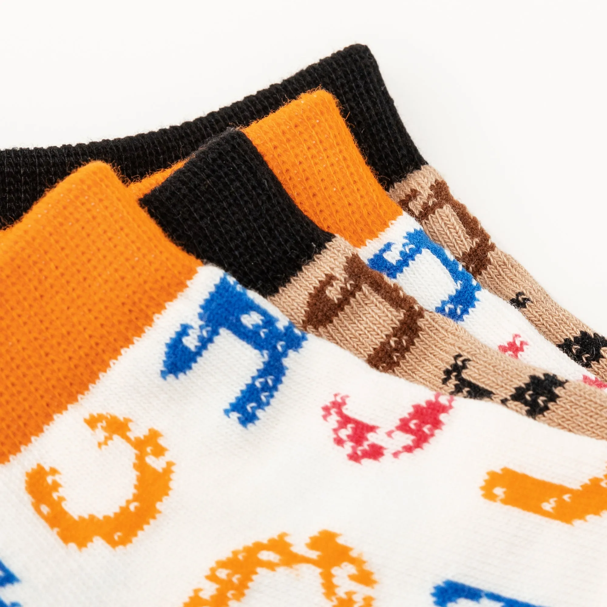 Color Chuu Lettering Pattern Socks