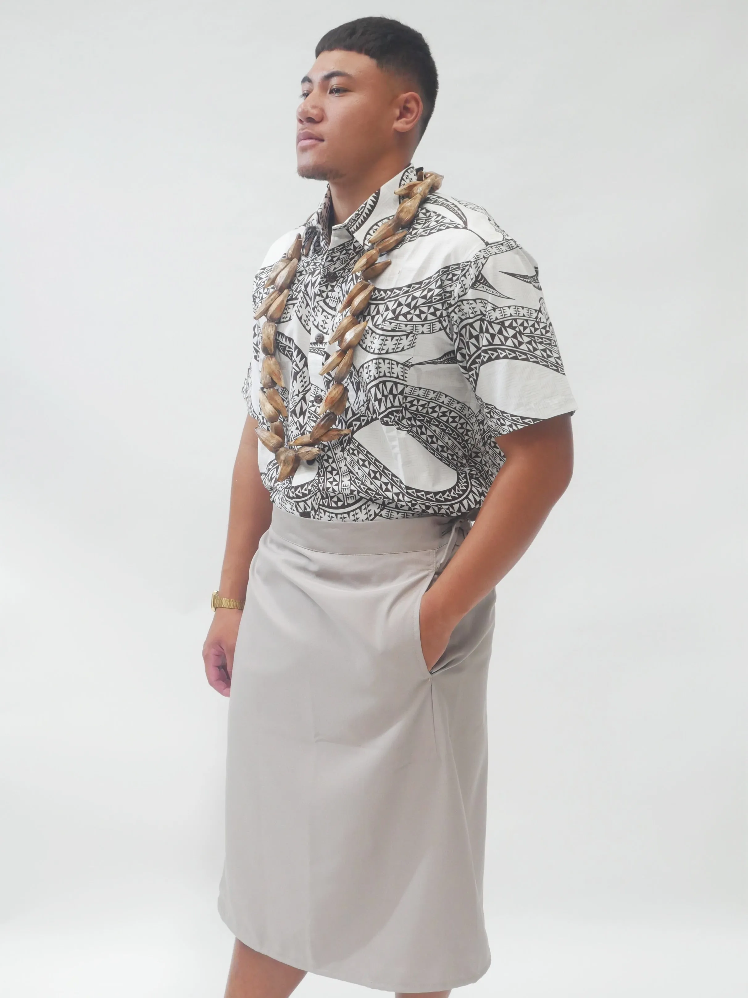 Iefaitaga-Sulu Men's Light Beige