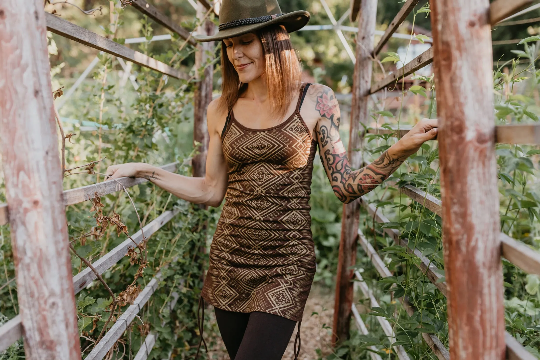 Maha Mini - Brown/Gold