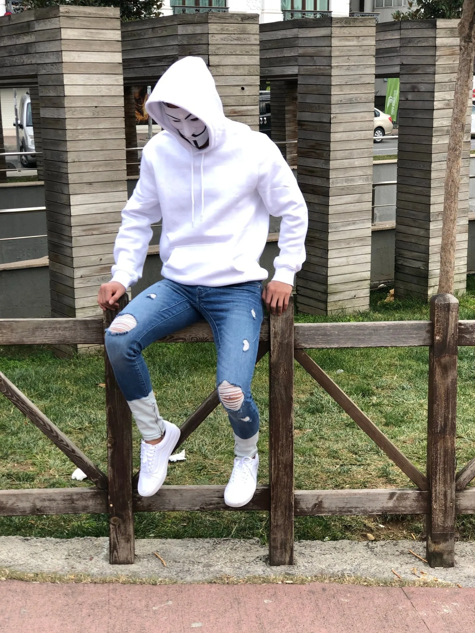 Sneakerjeans - Blue White Ankle Ripped Ultra Skinny Jeans B323