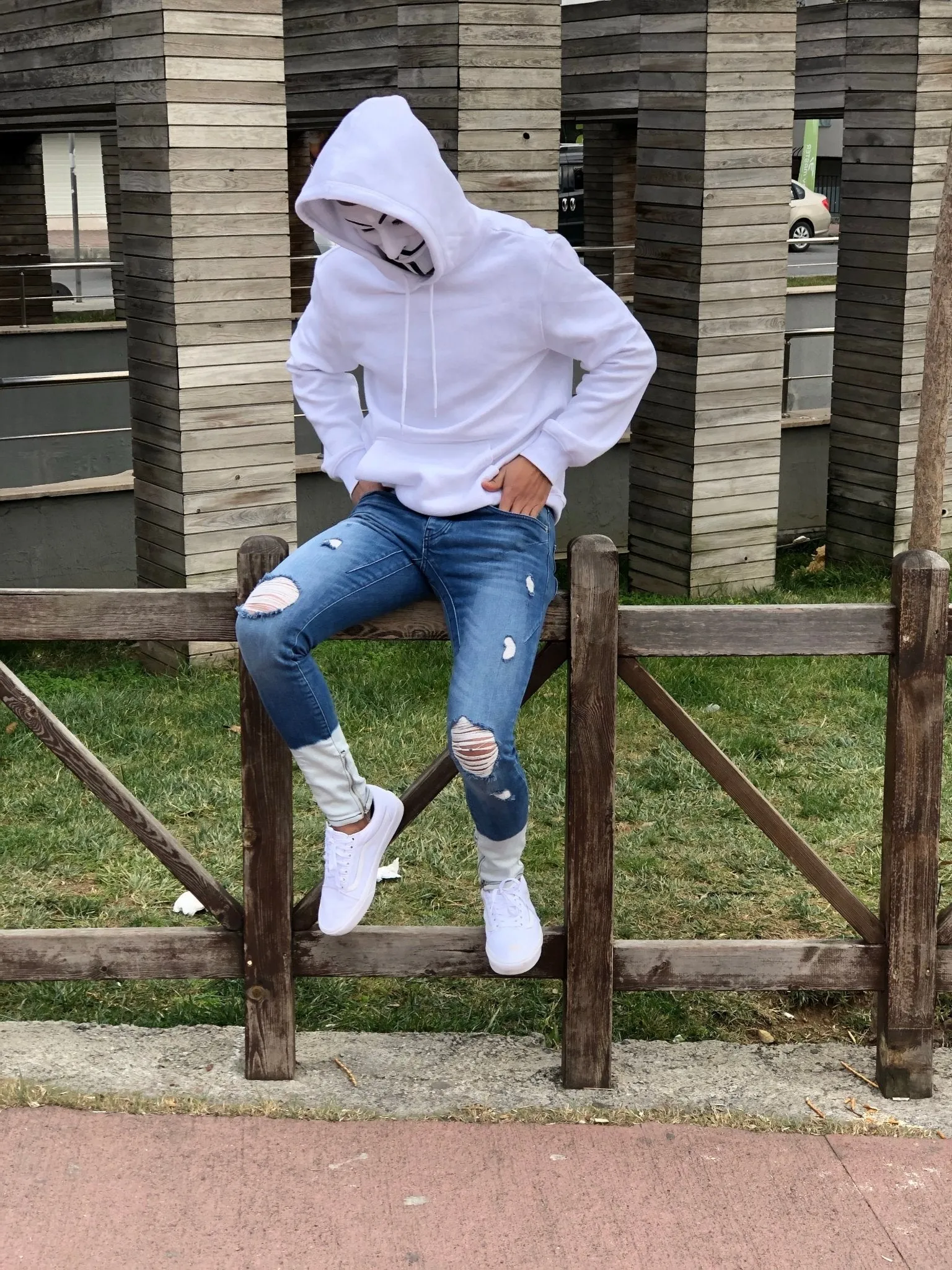 Sneakerjeans - Blue White Ankle Ripped Ultra Skinny Jeans B323